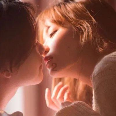 《青春芒果夜》众多女艺人争奇斗艳，你最喜欢谁的造型？游戏画面